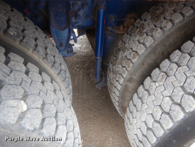 image for item ET9244 2008 Kenworth T370  lube truck