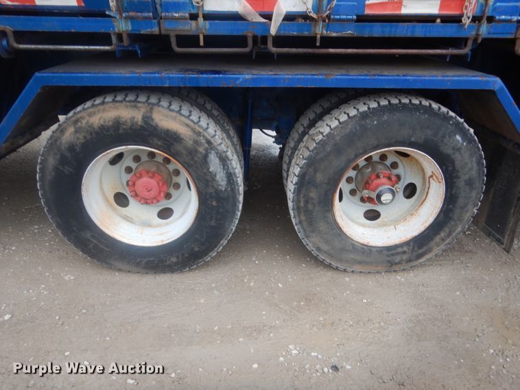 image for item ET9244 2008 Kenworth T370  lube truck