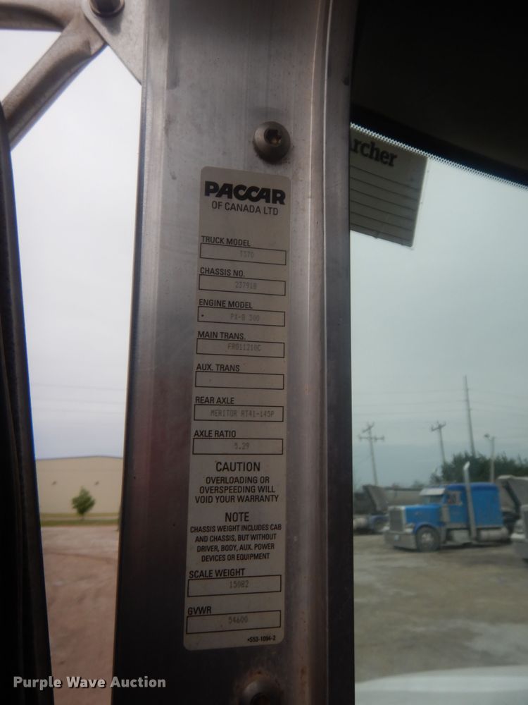 image for item ET9244 2008 Kenworth T370  lube truck