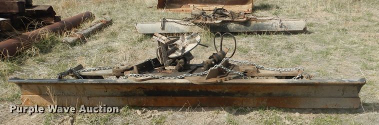 image for item FI9033 (2) under mount snow plows