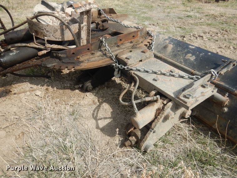 image for item FI9033 (2) under mount snow plows