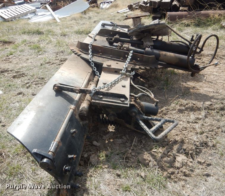 image for item FI9033 (2) under mount snow plows