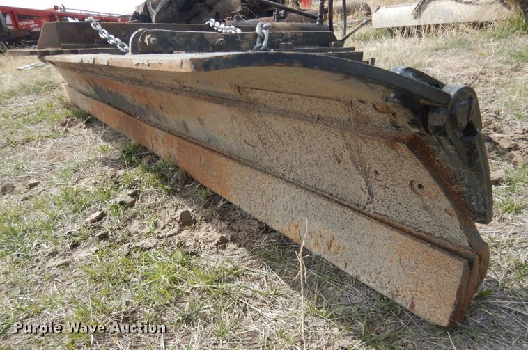 image for item FI9033 (2) under mount snow plows