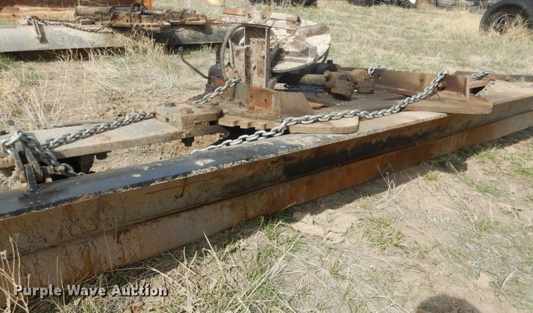 image for item FI9033 (2) under mount snow plows