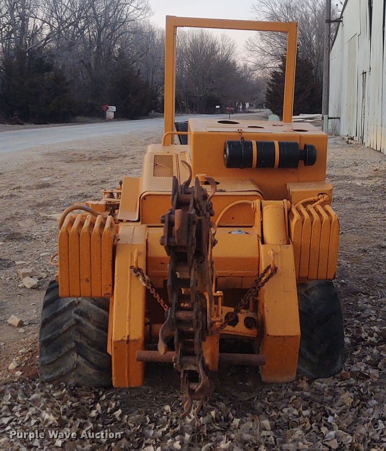 image for item FY9896 Davis Fleetline 70+4  trencher