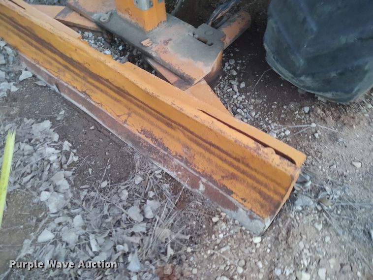 image for item FY9896 Davis Fleetline 70+4  trencher