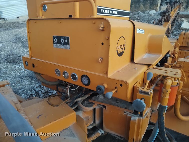 image for item FY9896 Davis Fleetline 70+4  trencher