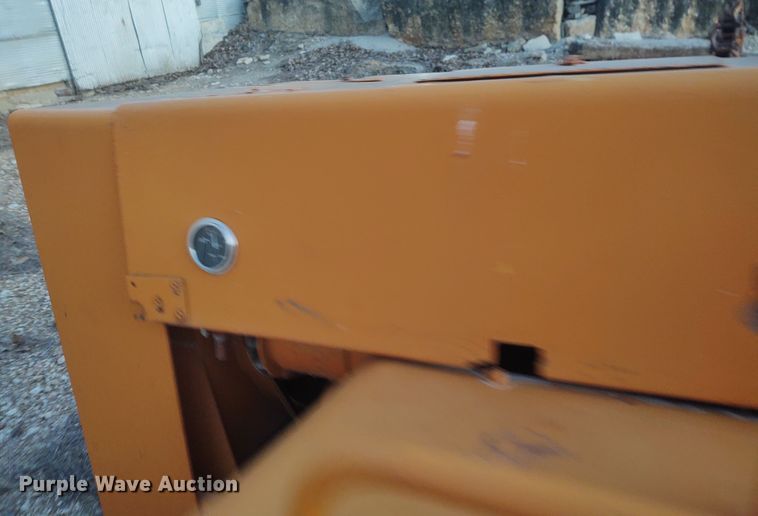 image for item FY9896 Davis Fleetline 70+4  trencher