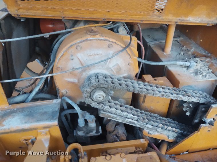 image for item FY9896 Davis Fleetline 70+4  trencher