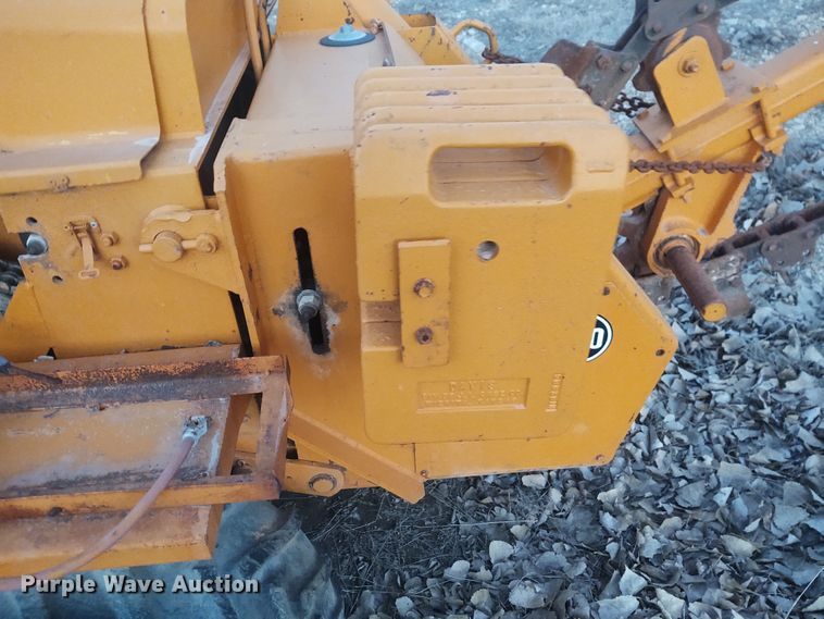 image for item FY9896 Davis Fleetline 70+4  trencher