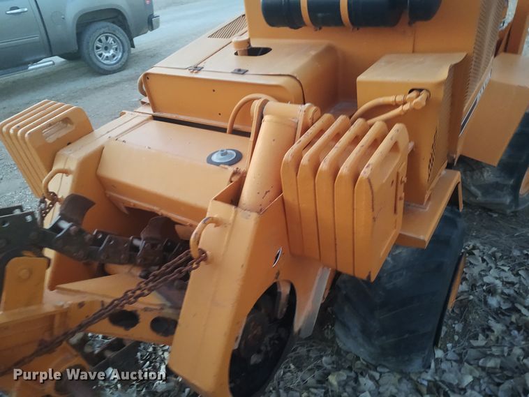 image for item FY9896 Davis Fleetline 70+4  trencher