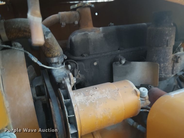 image for item FY9896 Davis Fleetline 70+4  trencher