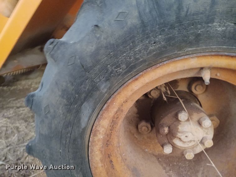 image for item FY9896 Davis Fleetline 70+4  trencher