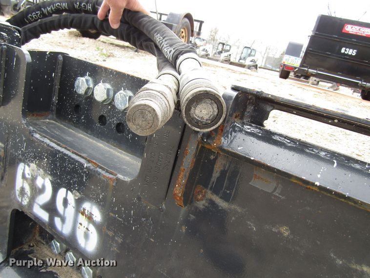 image for item GC9898 Bobcat HB680 skid steer breaker