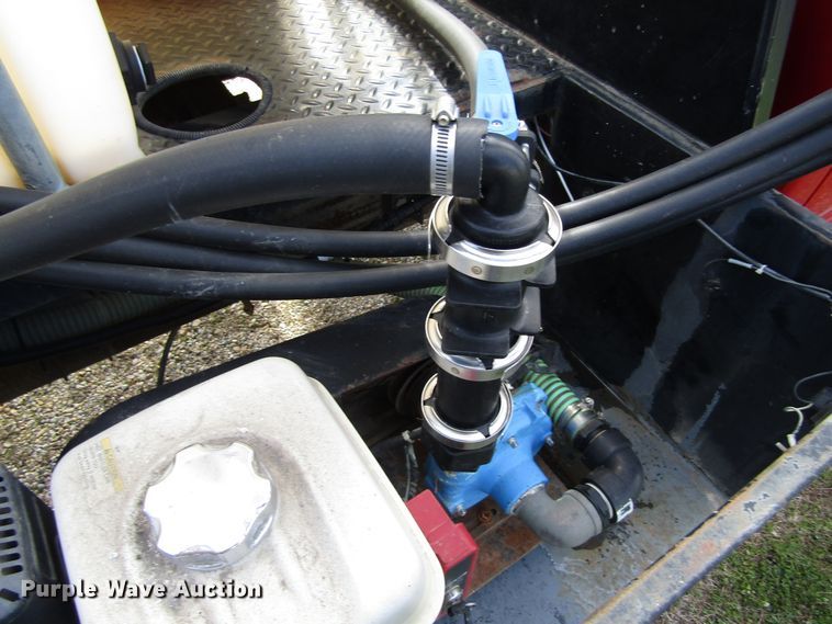 image for item GC9903 1996 Ford F450 Super Duty  flatbed truck