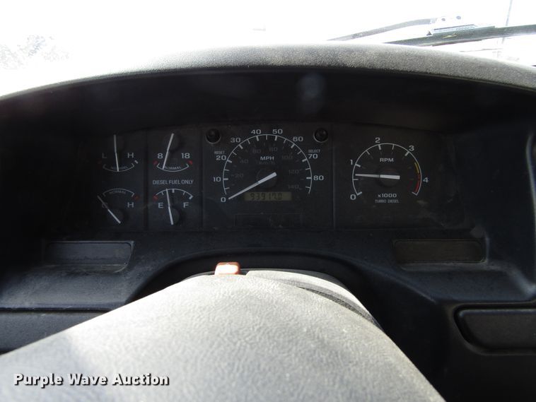 image for item GC9903 1996 Ford F450 Super Duty  flatbed truck