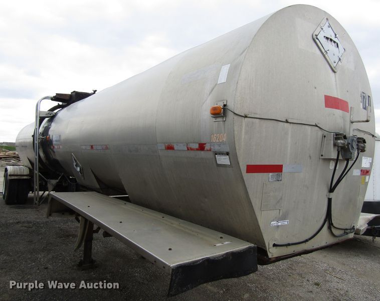 image for item GC9916 1976 Trailmobile T431CAF1  tank trailer