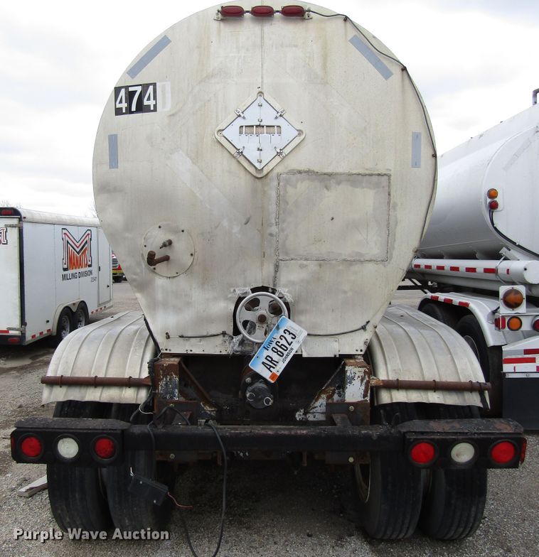 image for item GC9916 1976 Trailmobile T431CAF1  tank trailer
