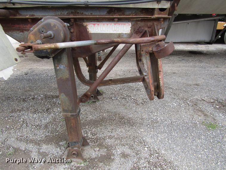 image for item GC9916 1976 Trailmobile T431CAF1  tank trailer