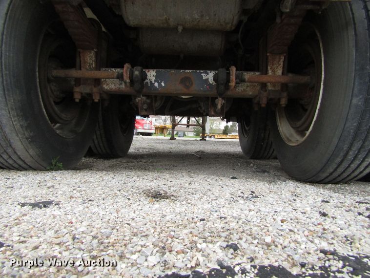 image for item GC9916 1976 Trailmobile T431CAF1  tank trailer