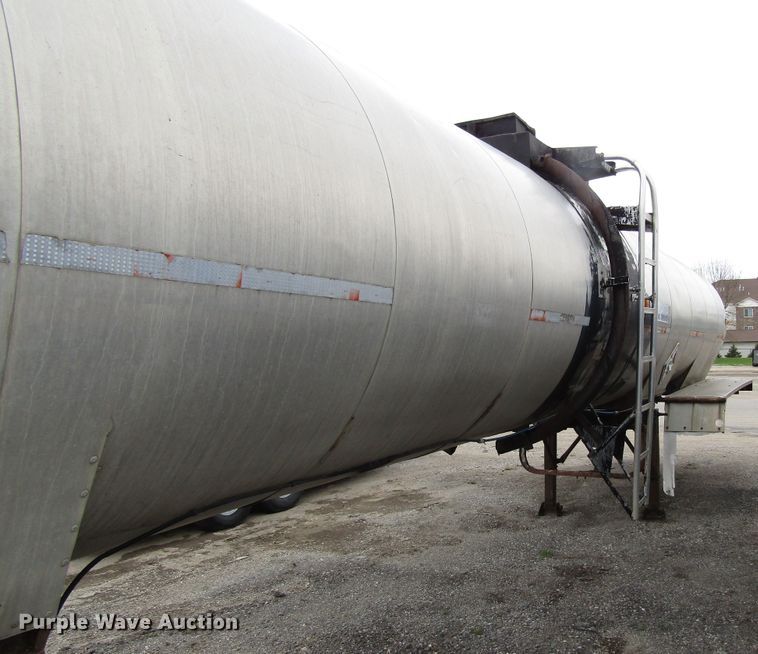 image for item GC9916 1976 Trailmobile T431CAF1  tank trailer