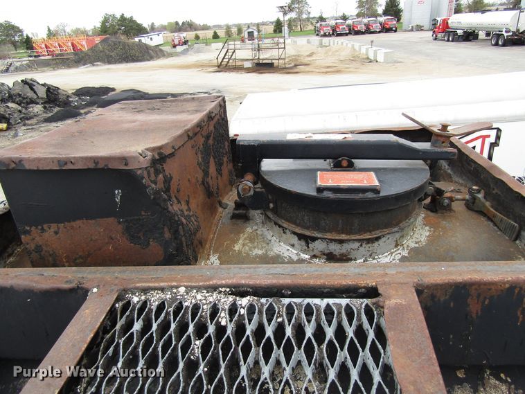 image for item GC9916 1976 Trailmobile T431CAF1  tank trailer