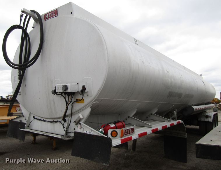 image for item GC9917 1994 Heil Co  tank trailer