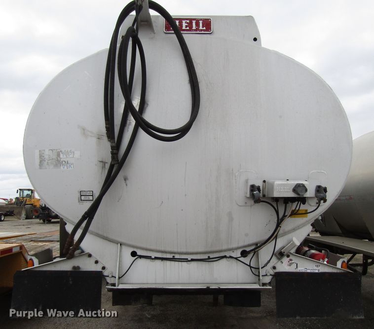 image for item GC9917 1994 Heil Co  tank trailer