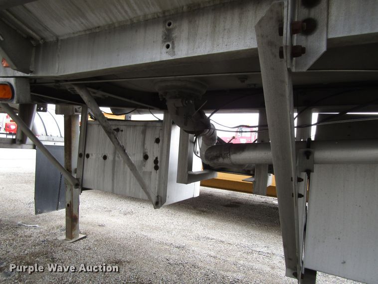 image for item GC9917 1994 Heil Co  tank trailer