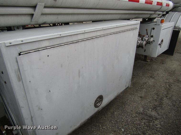 image for item GC9917 1994 Heil Co  tank trailer