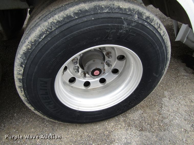 image for item GC9917 1994 Heil Co  tank trailer