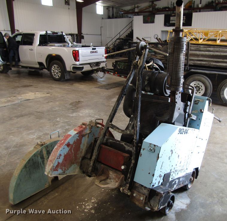 image for item GC9919 Diamant Boart 105D concrete saw