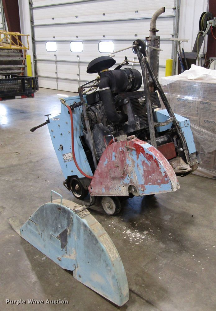 image for item GC9919 Diamant Boart 105D concrete saw