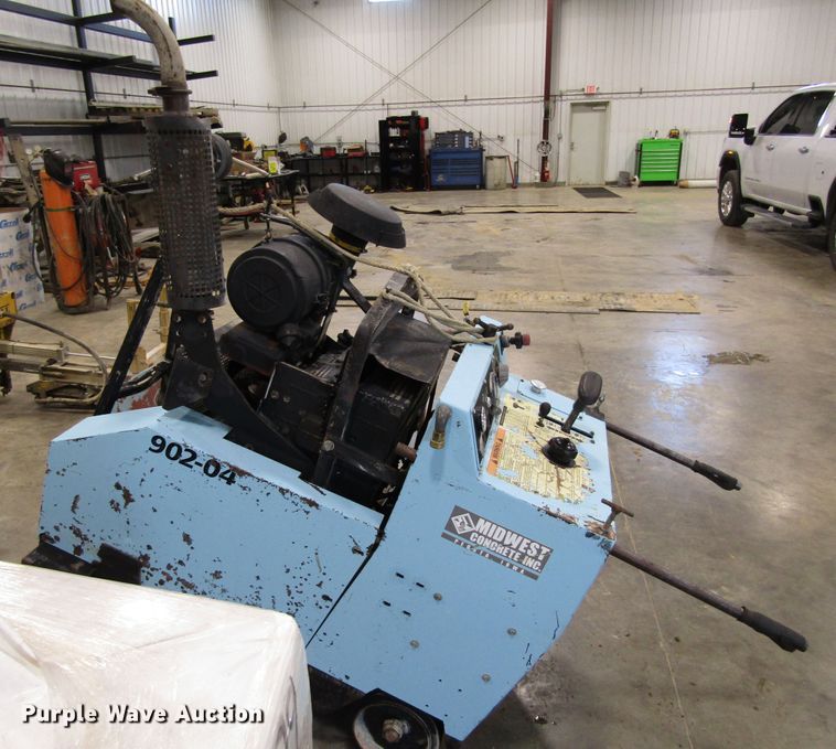 image for item GC9919 Diamant Boart 105D concrete saw