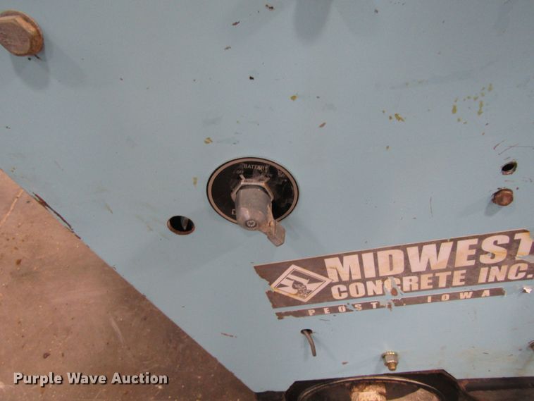 image for item GC9919 Diamant Boart 105D concrete saw