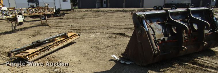 image for item GC9921 Wheel loader attachments