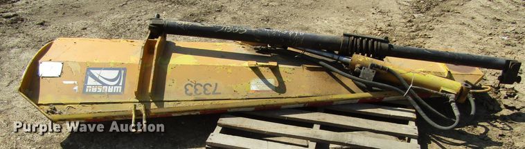 image for item GC9921 Wheel loader attachments