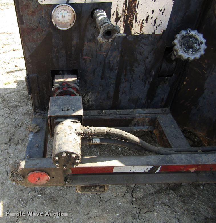 image for item GC9923 2001 Cimline 105D melter applicator