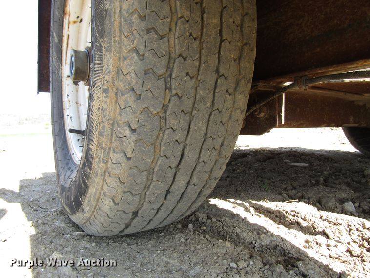 image for item GC9923 2001 Cimline 105D melter applicator