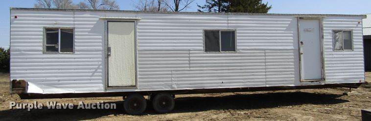 image for item GC9924 1993 MFE  jobsite trailer