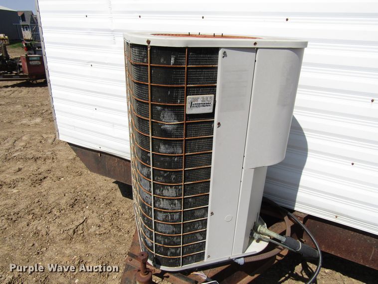 image for item GC9924 1993 MFE  jobsite trailer