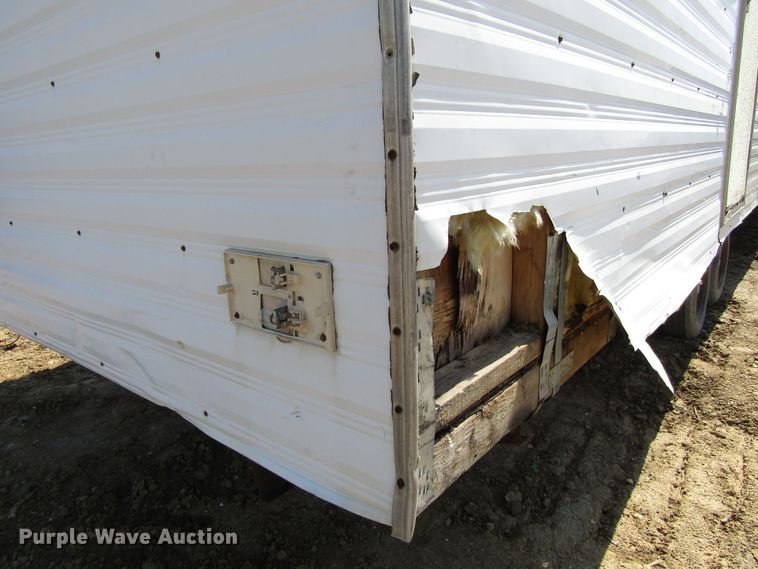 image for item GC9924 1993 MFE  jobsite trailer