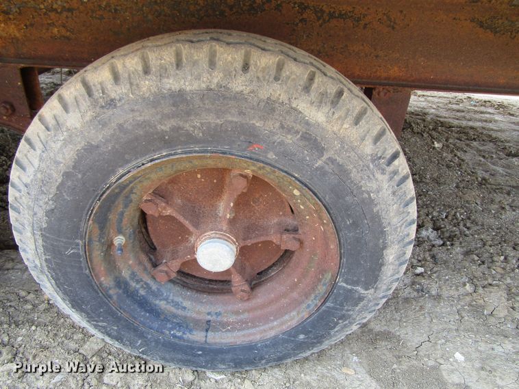 image for item GC9924 1993 MFE  jobsite trailer