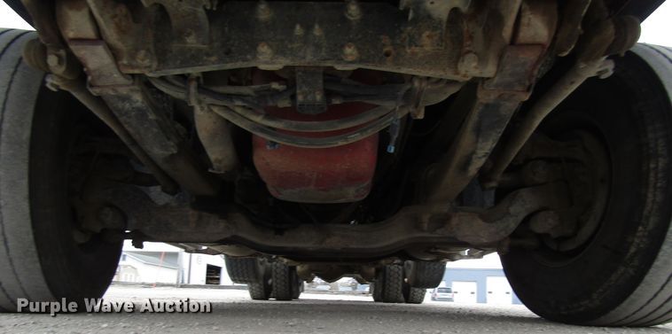 image for item GC9925 2006 Mack 700 CL700  semi truck