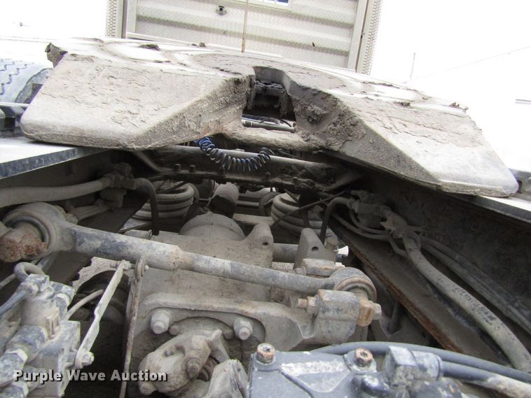 image for item GC9925 2006 Mack 700 CL700  semi truck