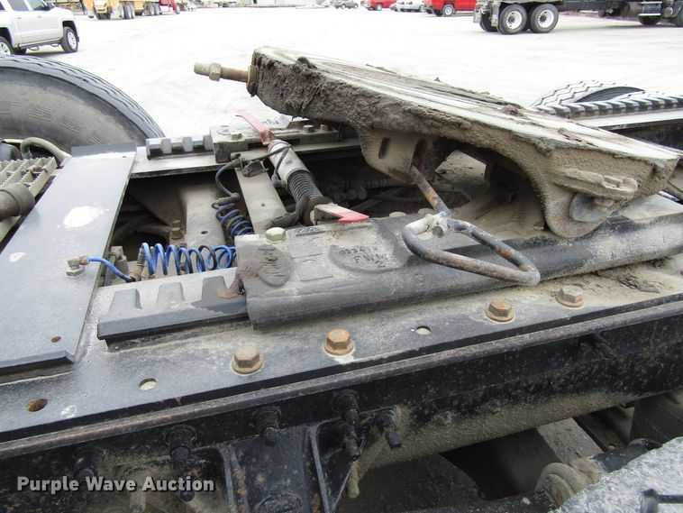 image for item GC9925 2006 Mack 700 CL700  semi truck