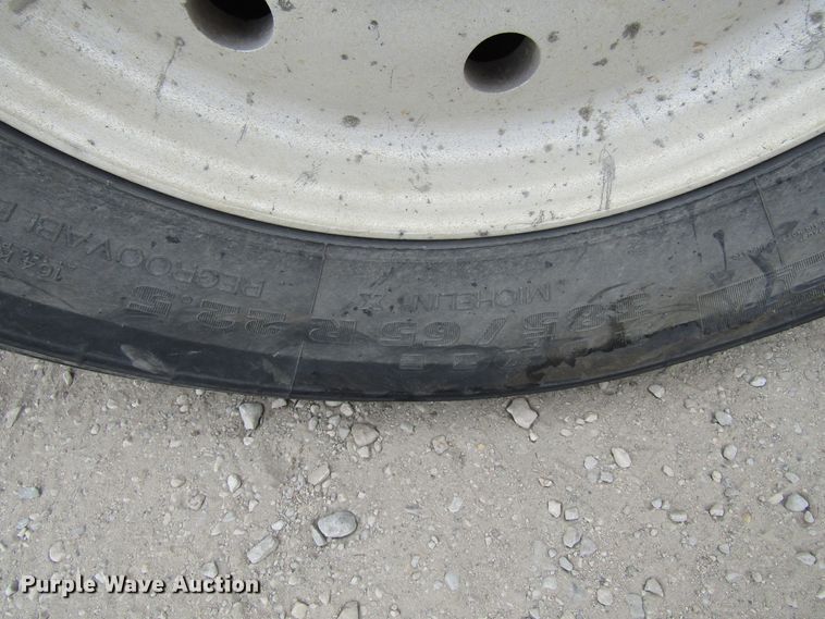 image for item GC9925 2006 Mack 700 CL700  semi truck