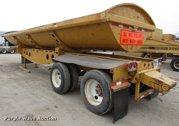 image for item GC9926 2005 Sidumpr side dump trailer