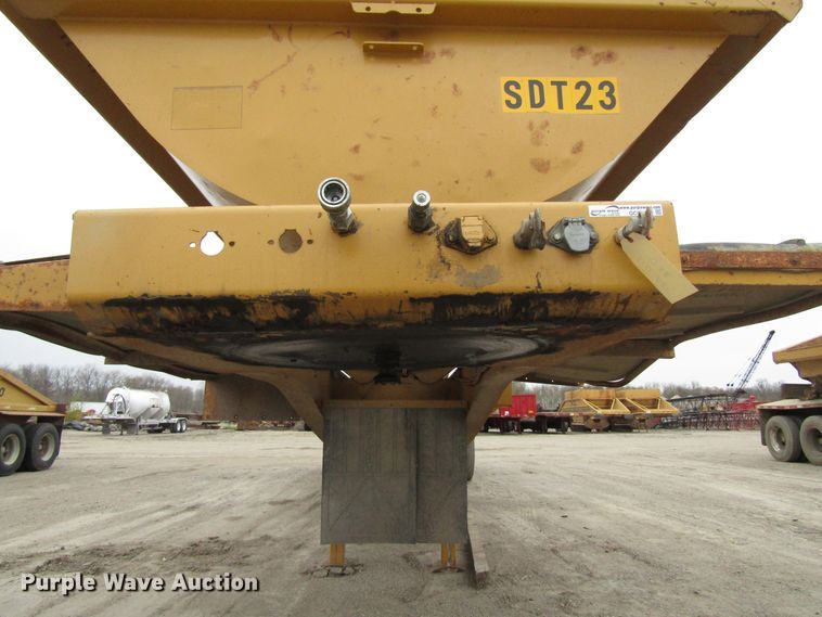 image for item GC9926 2005 Sidumpr side dump trailer
