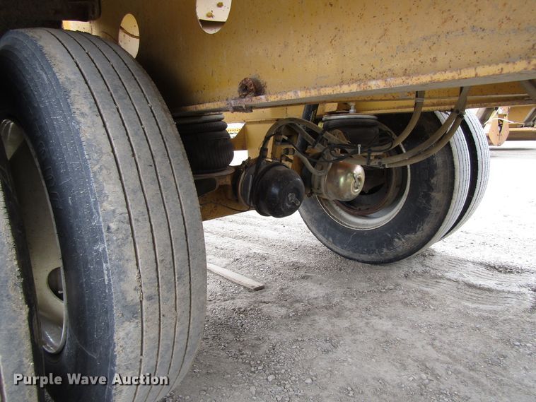 image for item GC9926 2005 Sidumpr side dump trailer